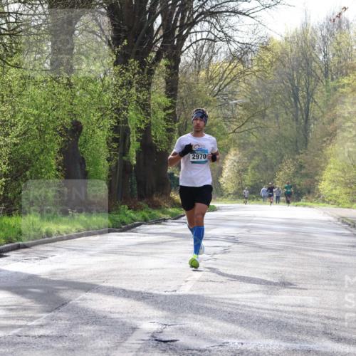 12.04.2026 - 45. Internationalen Wilhelmsburger Insellauf Yannick Fuchs http://msf.ph/oto/9474901 12.04.2026 10:07:23 Laufen 2970 meine-sportfotos.de
