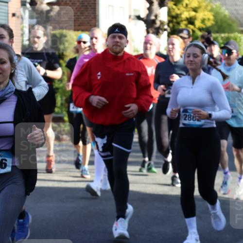 12.04.2026 - 45. Internationalen Wilhelmsburger Insellauf Yannick Fuchs http://msf.ph/oto/9474907 12.04.2026 09:00:48 Laufen 112, 2606, 280 meine-sportfotos.de