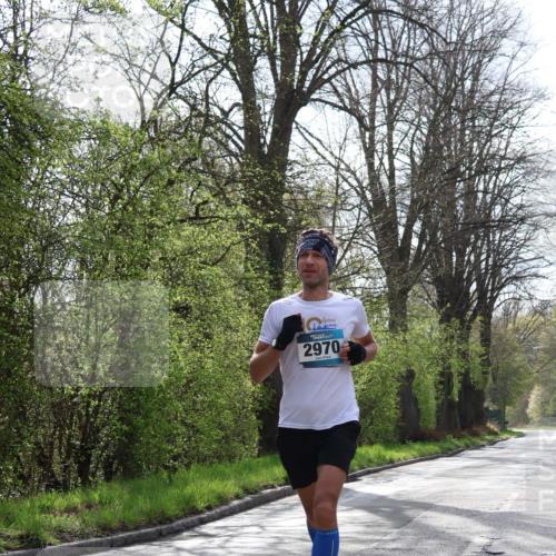 12.04.2026 - 45. Internationalen Wilhelmsburger Insellauf Yannick Fuchs http://msf.ph/oto/9474928 12.04.2026 10:07:26 Laufen 2970 meine-sportfotos.de