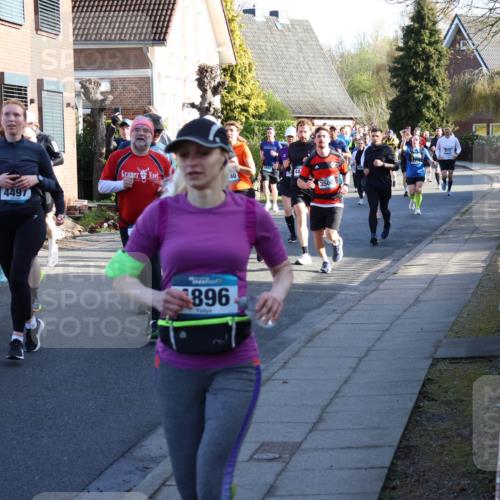 12.04.2026 - 45. Internationalen Wilhelmsburger Insellauf Yannick Fuchs http://msf.ph/oto/9474933 12.04.2026 09:00:51 Laufen 2807, 4497, 44, 40, 896, 3500 meine-sportfotos.de