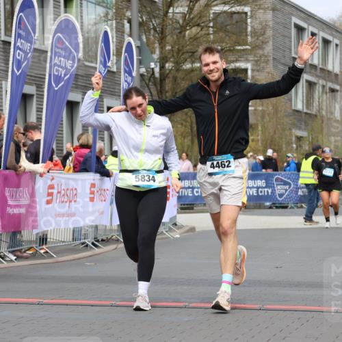 12.04.2026 - 45. Internationalen Wilhelmsburger Insellauf Strokosch-Dieckow http://msf.ph/oto/9475004 12.04.2026 13:32:42 Ziel 2339, 4462 meine-sportfotos.de