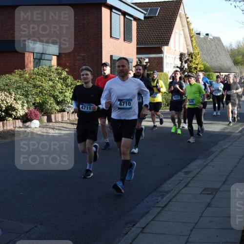12.04.2026 - 45. Internationalen Wilhelmsburger Insellauf Yannick Fuchs http://msf.ph/oto/9475060 12.04.2026 09:01:03 Laufen 4711, 4476, 52, 4071, 4710, 5805, 4174, 3724 meine-sportfotos.de