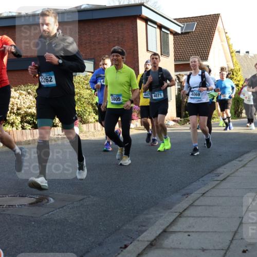12.04.2026 - 45. Internationalen Wilhelmsburger Insellauf Yannick Fuchs http://msf.ph/oto/9475071 12.04.2026 09:01:05 Laufen 2263, 2262, 447, 4071, 4069, 4414, 4174, 5805, 346, 2416 meine-sportfotos.de
