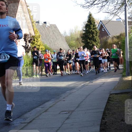 12.04.2026 - 45. Internationalen Wilhelmsburger Insellauf Yannick Fuchs http://msf.ph/oto/9475194 12.04.2026 09:01:16 Laufen 4131, 2389, 2566, 749, 2301, 4739 meine-sportfotos.de