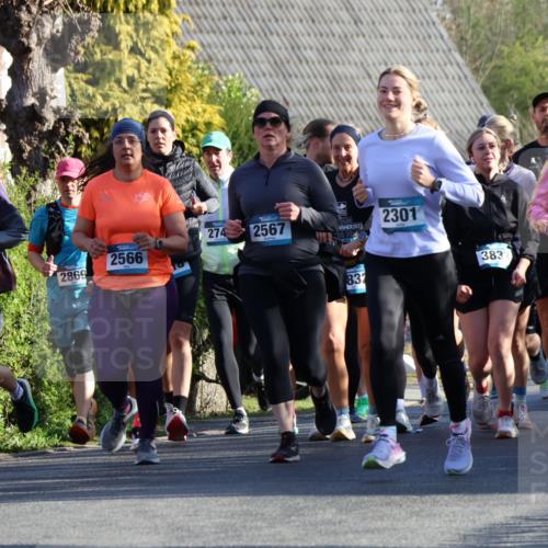 12.04.2026 - 45. Internationalen Wilhelmsburger Insellauf Yannick Fuchs http://msf.ph/oto/9475213 12.04.2026 09:01:18 Laufen 2389, 2301, 274, 2567, 2023, 2869, 2566, 832, 383, 3679, 460 meine-sportfotos.de