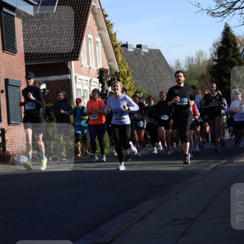12.04.2026 - 45. Internationalen Wilhelmsburger Insellauf Yannick Fuchs http://msf.ph/oto/9475233 12.04.2026 09:01:20 Laufen 2389, 2869, 2566, 2301, 3833, 732, 4602, 4059, 4739, 3565, 46 meine-sportfotos.de