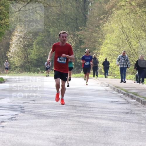 12.04.2026 - 45. Internationalen Wilhelmsburger Insellauf Yannick Fuchs http://msf.ph/oto/9475237 12.04.2026 10:08:14 Laufen 3685, 2819, 41 meine-sportfotos.de