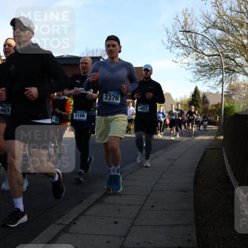 12.04.2026 - 45. Internationalen Wilhelmsburger Insellauf Yannick Fuchs http://msf.ph/oto/9475318 12.04.2026 09:01:30 Laufen 461, 3615, 2166, 2376, 4457 meine-sportfotos.de