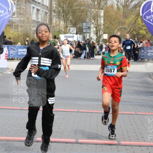 12.04.2026 - 45. Internationalen Wilhelmsburger Insellauf Strokosch-Dieckow http://msf.ph/oto/9475319 12.04.2026 12:55:35 Ziel 3411, 4041, 5086, 5087, 4079, 4678 meine-sportfotos.de