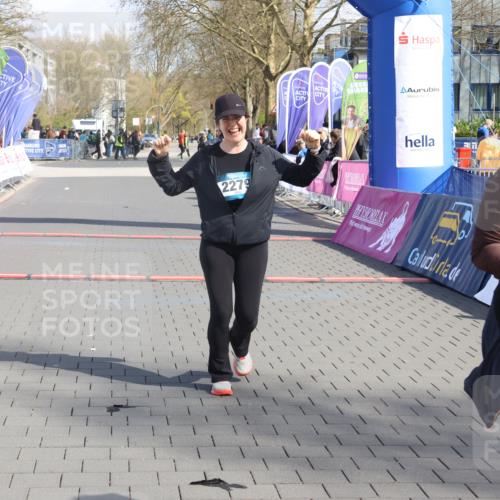 12.04.2026 - 45. Internationalen Wilhelmsburger Insellauf Strokosch-Dieckow http://msf.ph/oto/9475333 12.04.2026 11:31:43 Ziel 2475, 2279 meine-sportfotos.de