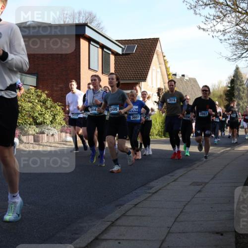12.04.2026 - 45. Internationalen Wilhelmsburger Insellauf Yannick Fuchs http://msf.ph/oto/9475334 12.04.2026 09:01:32 Laufen 5570, 264, 5605, 2419, 242, 3607, 2818, 3997, 2324 meine-sportfotos.de