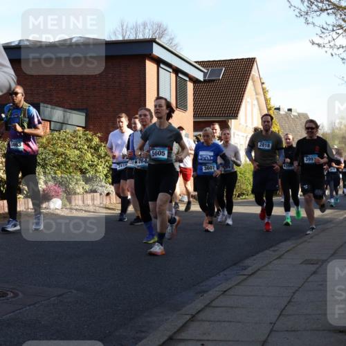 12.04.2026 - 45. Internationalen Wilhelmsburger Insellauf Yannick Fuchs http://msf.ph/oto/9475338 12.04.2026 09:01:33 Laufen 5570, 3463, 241020264, 5605, 3607, 2818, 3997, 4396, 2324, 5615 meine-sportfotos.de