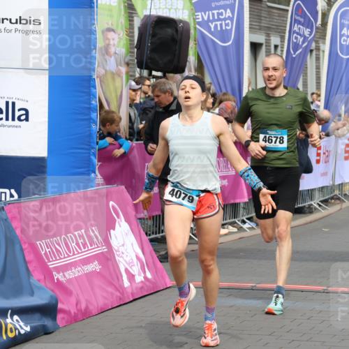 12.04.2026 - 45. Internationalen Wilhelmsburger Insellauf Strokosch-Dieckow http://msf.ph/oto/9475363 12.04.2026 12:55:39 Ziel 5087, 4079, 4678, 3177 meine-sportfotos.de