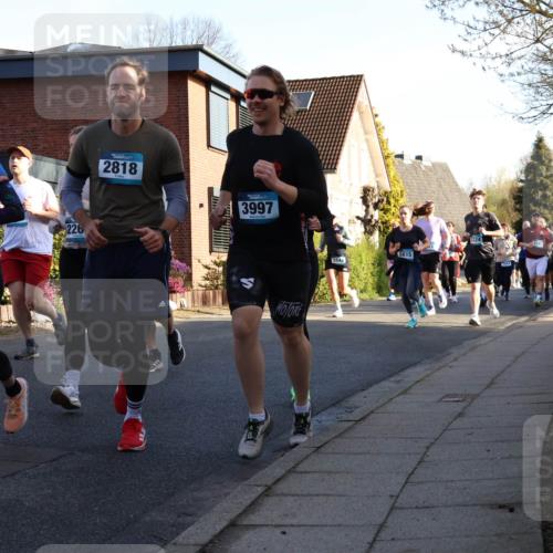 12.04.2026 - 45. Internationalen Wilhelmsburger Insellauf Yannick Fuchs http://msf.ph/oto/9475377 12.04.2026 09:01:35 Laufen 226, 3607, 2818, 3997, 5615 meine-sportfotos.de