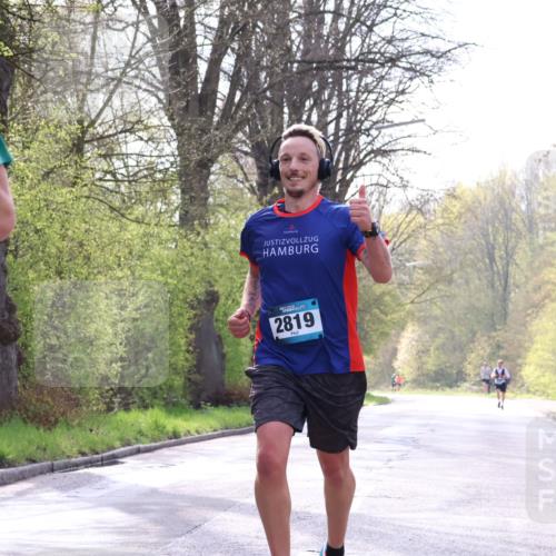 12.04.2026 - 45. Internationalen Wilhelmsburger Insellauf Yannick Fuchs http://msf.ph/oto/9475378 12.04.2026 10:08:30 Laufen 8, 2819 meine-sportfotos.de