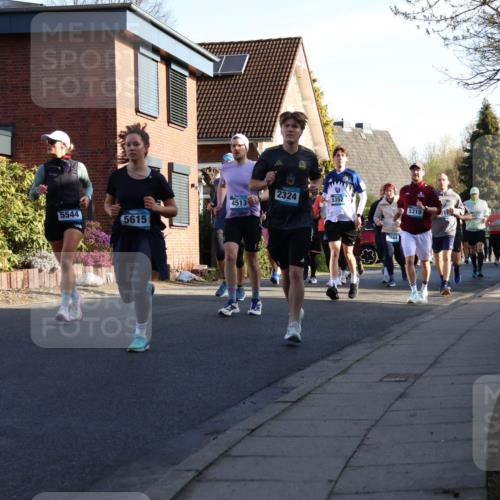 12.04.2026 - 45. Internationalen Wilhelmsburger Insellauf Yannick Fuchs http://msf.ph/oto/9475406 12.04.2026 09:01:38 Laufen 2324, 5352, 4513, 5544, 5615, 3844, 5319 meine-sportfotos.de