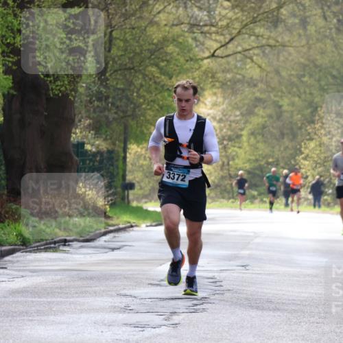 12.04.2026 - 45. Internationalen Wilhelmsburger Insellauf Yannick Fuchs http://msf.ph/oto/9475414 12.04.2026 10:08:41 Laufen 3372, 1401 meine-sportfotos.de