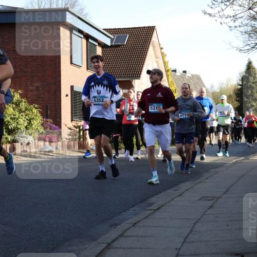 12.04.2026 - 45. Internationalen Wilhelmsburger Insellauf Yannick Fuchs http://msf.ph/oto/9475433 12.04.2026 09:01:40 Laufen 324, 5352, 565, 0, 531, 471, 4675 meine-sportfotos.de