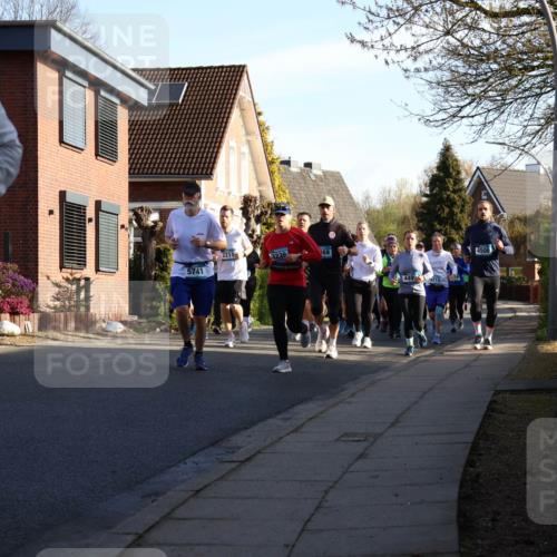 12.04.2026 - 45. Internationalen Wilhelmsburger Insellauf Yannick Fuchs http://msf.ph/oto/9475476 12.04.2026 09:01:46 Laufen 675, 5741, 2211, 3230, 368, 4499, 215, 4500 meine-sportfotos.de