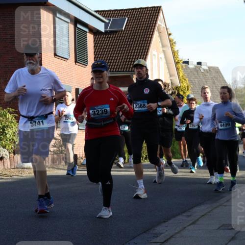 12.04.2026 - 45. Internationalen Wilhelmsburger Insellauf Yannick Fuchs http://msf.ph/oto/9475492 12.04.2026 09:01:48 Laufen 5741, 2295, 3239, 2297, 2368, 3707, 3028, 4499, 4215, 4500 meine-sportfotos.de