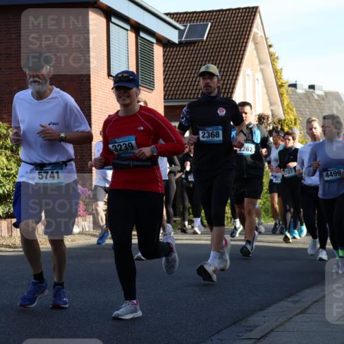 12.04.2026 - 45. Internationalen Wilhelmsburger Insellauf Yannick Fuchs http://msf.ph/oto/9475496 12.04.2026 09:01:48 Laufen 5741, 3239, 2368, 2267, 302, 4500, 3707, 4499, 4215 meine-sportfotos.de