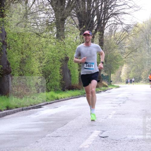 12.04.2026 - 45. Internationalen Wilhelmsburger Insellauf Yannick Fuchs http://msf.ph/oto/9475522 12.04.2026 10:08:54 Laufen 3401 meine-sportfotos.de