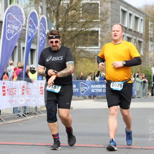 12.04.2026 - 45. Internationalen Wilhelmsburger Insellauf Strokosch-Dieckow http://msf.ph/oto/9475575 12.04.2026 13:32:13 Ziel 2184, 2079 meine-sportfotos.de