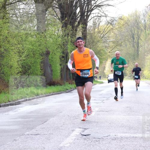12.04.2026 - 45. Internationalen Wilhelmsburger Insellauf Yannick Fuchs http://msf.ph/oto/9475610 12.04.2026 10:09:09 Laufen 2866, 3682, 4475 meine-sportfotos.de