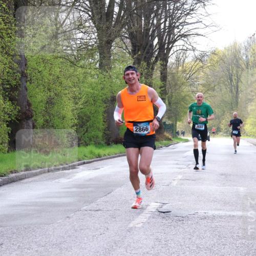 12.04.2026 - 45. Internationalen Wilhelmsburger Insellauf Yannick Fuchs http://msf.ph/oto/9475620 12.04.2026 10:09:10 Laufen 2866, 3682, 4435 meine-sportfotos.de