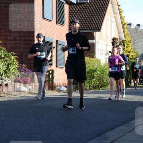12.04.2026 - 45. Internationalen Wilhelmsburger Insellauf Yannick Fuchs http://msf.ph/oto/9475628 12.04.2026 09:02:02 Laufen 5419, 4981, 3122, 367, 4258, 40, 4257, 198 meine-sportfotos.de
