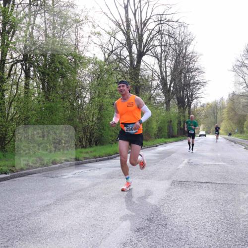 12.04.2026 - 45. Internationalen Wilhelmsburger Insellauf Yannick Fuchs http://msf.ph/oto/9475636 12.04.2026 10:09:11 Laufen 286 meine-sportfotos.de