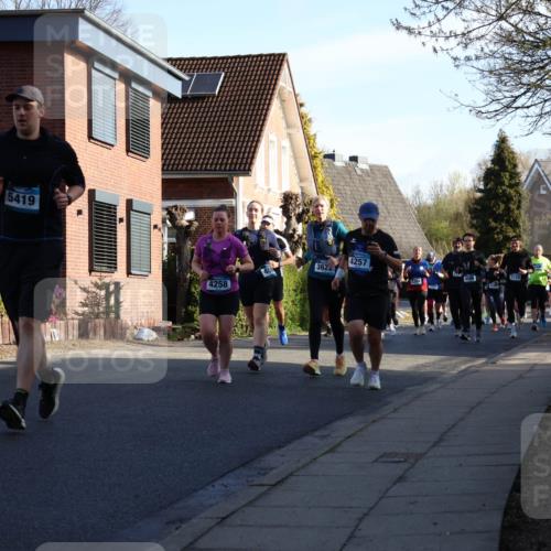 12.04.2026 - 45. Internationalen Wilhelmsburger Insellauf Yannick Fuchs http://msf.ph/oto/9475639 12.04.2026 09:02:03 Laufen 4, 5419, 4258, 3622, 4257, 3124 meine-sportfotos.de