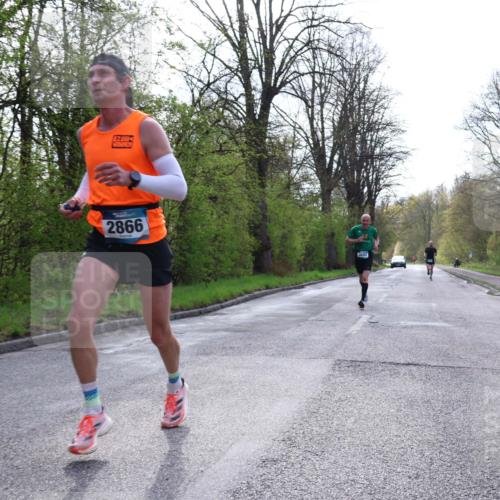 12.04.2026 - 45. Internationalen Wilhelmsburger Insellauf Yannick Fuchs http://msf.ph/oto/9475643 12.04.2026 10:09:11 Laufen 2866 meine-sportfotos.de