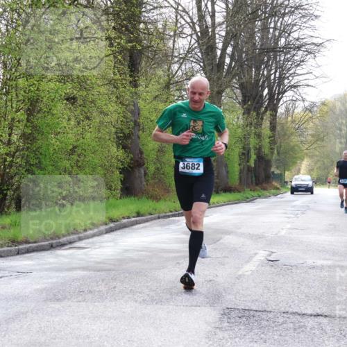 12.04.2026 - 45. Internationalen Wilhelmsburger Insellauf Yannick Fuchs http://msf.ph/oto/9475652 12.04.2026 10:09:13 Laufen 3682, 4475 meine-sportfotos.de