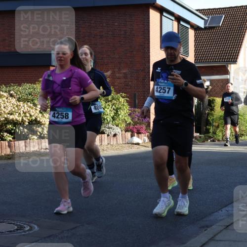 12.04.2026 - 45. Internationalen Wilhelmsburger Insellauf Yannick Fuchs http://msf.ph/oto/9475668 12.04.2026 09:02:06 Laufen 4258, 408, 4257, 3122, 2811, 4564, 339, 4596 meine-sportfotos.de