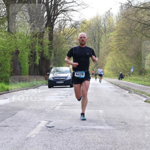 12.04.2026 - 45. Internationalen Wilhelmsburger Insellauf Yannick Fuchs http://msf.ph/oto/9475693 12.04.2026 10:09:16 Laufen 890, 4475 meine-sportfotos.de