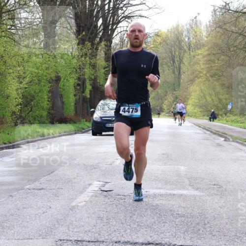 12.04.2026 - 45. Internationalen Wilhelmsburger Insellauf Yannick Fuchs http://msf.ph/oto/9475706 12.04.2026 10:09:17 Laufen 4475 meine-sportfotos.de