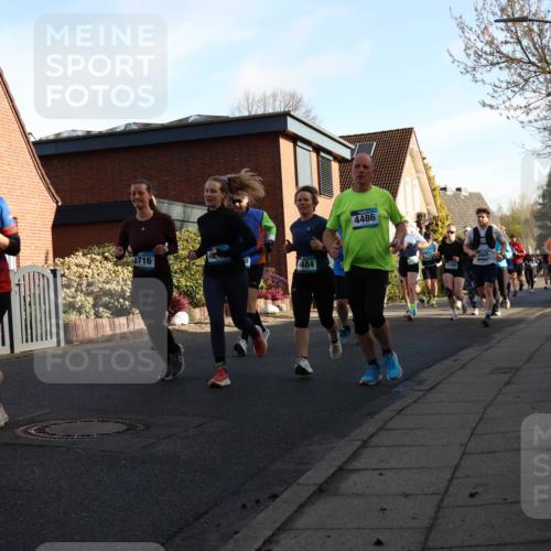 12.04.2026 - 45. Internationalen Wilhelmsburger Insellauf Yannick Fuchs http://msf.ph/oto/9475723 12.04.2026 09:02:14 Laufen 3398, 3716, 4484, 4486, 5700, 2665 meine-sportfotos.de
