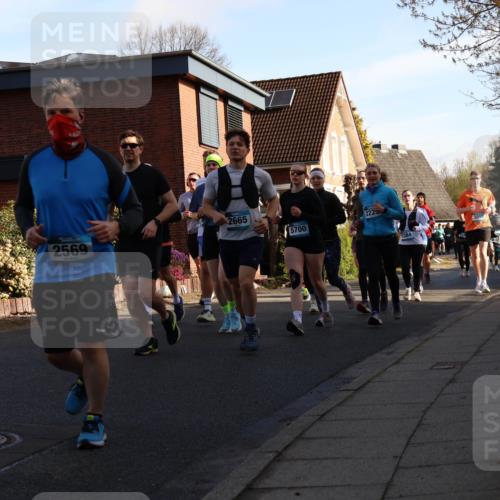 12.04.2026 - 45. Internationalen Wilhelmsburger Insellauf Yannick Fuchs http://msf.ph/oto/9475741 12.04.2026 09:02:16 Laufen 2569, 2665, 5700, 384 meine-sportfotos.de