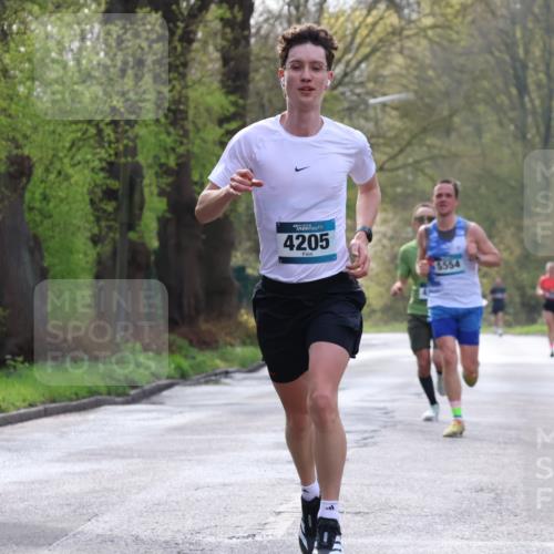 12.04.2026 - 45. Internationalen Wilhelmsburger Insellauf Yannick Fuchs http://msf.ph/oto/9475820 12.04.2026 10:09:28 Laufen 4205, 5554 meine-sportfotos.de
