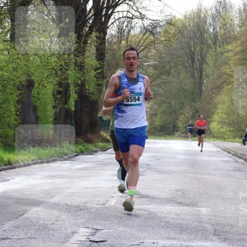 12.04.2026 - 45. Internationalen Wilhelmsburger Insellauf Yannick Fuchs http://msf.ph/oto/9475849 12.04.2026 10:09:31 Laufen 5554 meine-sportfotos.de