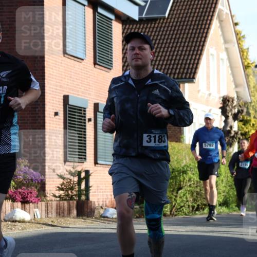 12.04.2026 - 45. Internationalen Wilhelmsburger Insellauf Yannick Fuchs http://msf.ph/oto/9475859 12.04.2026 09:02:25 Laufen 2229, 4, 3183, 5792, 4546 meine-sportfotos.de