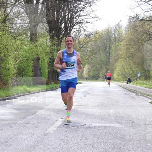 12.04.2026 - 45. Internationalen Wilhelmsburger Insellauf Yannick Fuchs http://msf.ph/oto/9475860 12.04.2026 10:09:32 Laufen 5554 meine-sportfotos.de