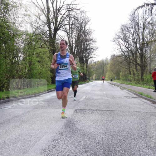 12.04.2026 - 45. Internationalen Wilhelmsburger Insellauf Yannick Fuchs http://msf.ph/oto/9475884 12.04.2026 10:09:33 Laufen 5554, 4583 meine-sportfotos.de