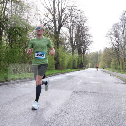 12.04.2026 - 45. Internationalen Wilhelmsburger Insellauf Yannick Fuchs http://msf.ph/oto/9475900 12.04.2026 10:09:35 Laufen 4583 meine-sportfotos.de
