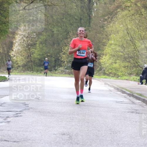 12.04.2026 - 45. Internationalen Wilhelmsburger Insellauf Yannick Fuchs http://msf.ph/oto/9475917 12.04.2026 10:09:37 Laufen 3644, 3262, 41 meine-sportfotos.de