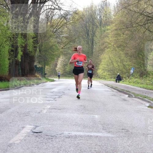 12.04.2026 - 45. Internationalen Wilhelmsburger Insellauf Yannick Fuchs http://msf.ph/oto/9475953 12.04.2026 10:09:40 Laufen 3644, 3262 meine-sportfotos.de