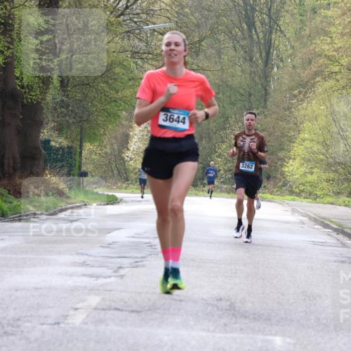 12.04.2026 - 45. Internationalen Wilhelmsburger Insellauf Yannick Fuchs http://msf.ph/oto/9475973 12.04.2026 10:09:41 Laufen 3644, 3262, 41 meine-sportfotos.de
