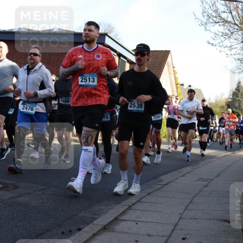 12.04.2026 - 45. Internationalen Wilhelmsburger Insellauf Yannick Fuchs http://msf.ph/oto/9476083 12.04.2026 09:02:45 Laufen 3464, 82, 2476, 2466, 2513, 75, 2539, 3202, 2518, 4280 meine-sportfotos.de