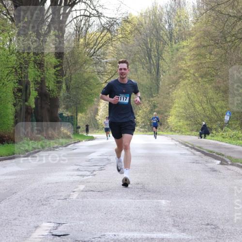 12.04.2026 - 45. Internationalen Wilhelmsburger Insellauf Yannick Fuchs http://msf.ph/oto/9476088 12.04.2026 10:09:53 Laufen 117 meine-sportfotos.de